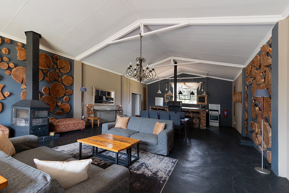 Barn House No.2 living area