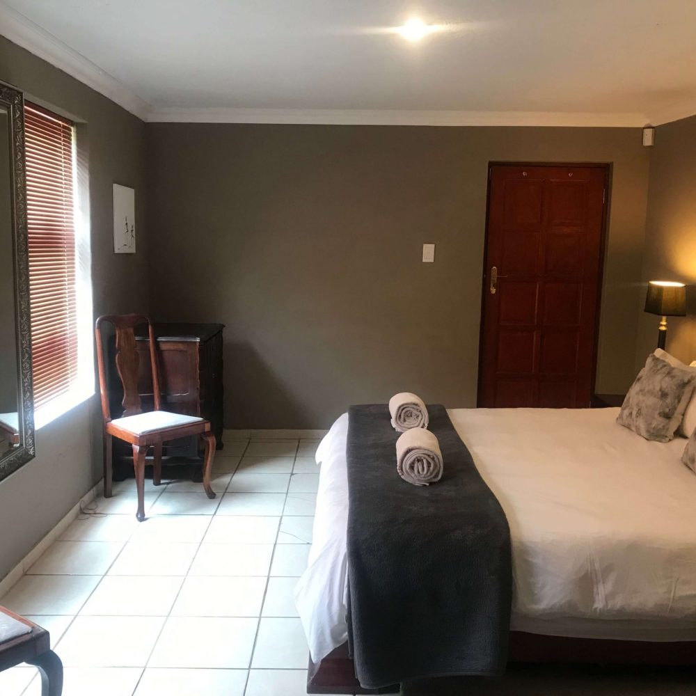 Self cater bed room 1